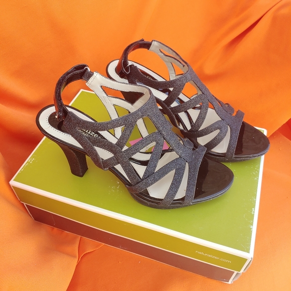 Party Ready 🥳 Naturalizer Danya Black Glitter Platform Sandals Chunky Heel 7.5 - Picture 1 of 9